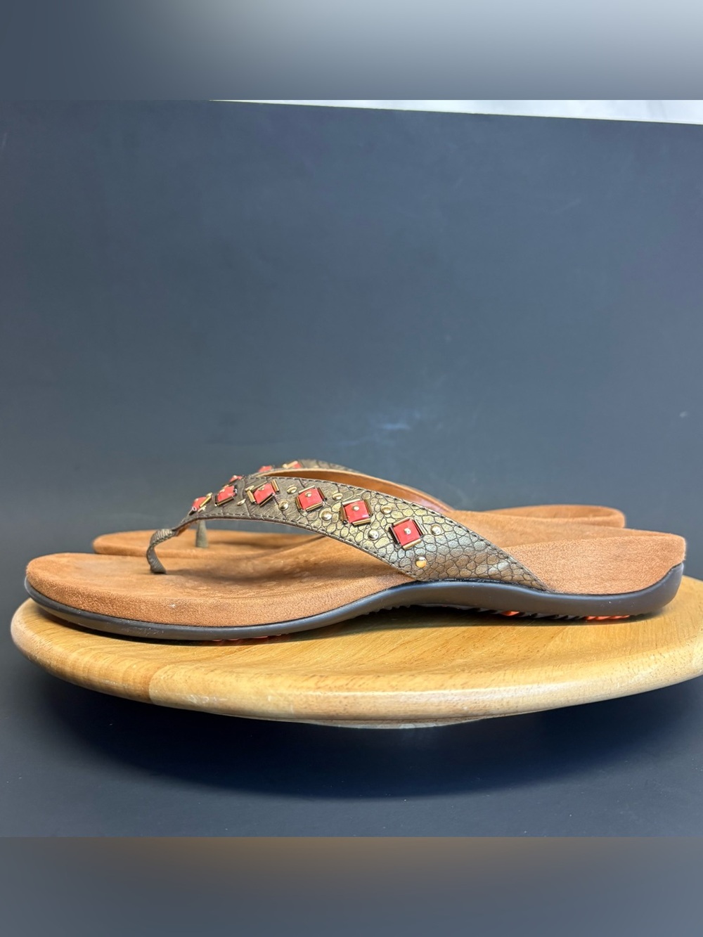 Vionic Womens 10 Floriana Sandals Arch Support Flip Flop Comfort 41 Brown Bronze